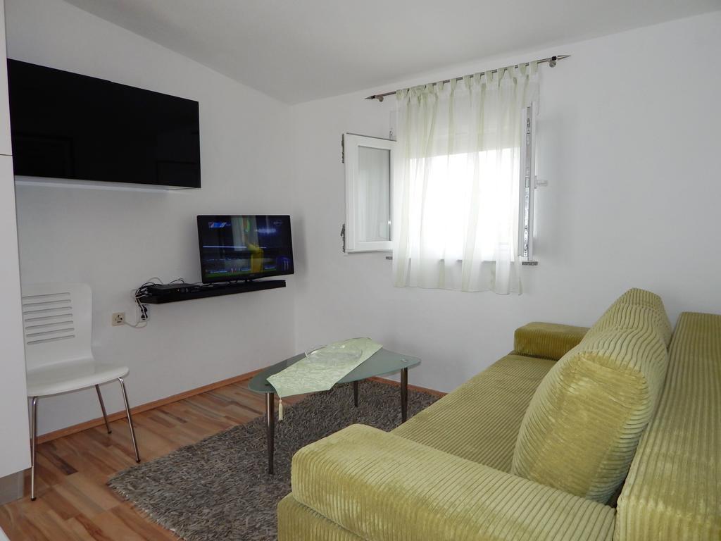Apartments Nedjeljka Ražanj المظهر الخارجي الصورة