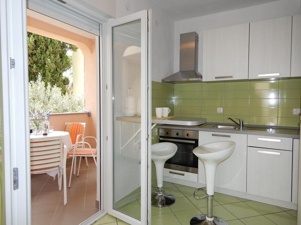 Apartments Nedjeljka Ražanj الغرفة الصورة