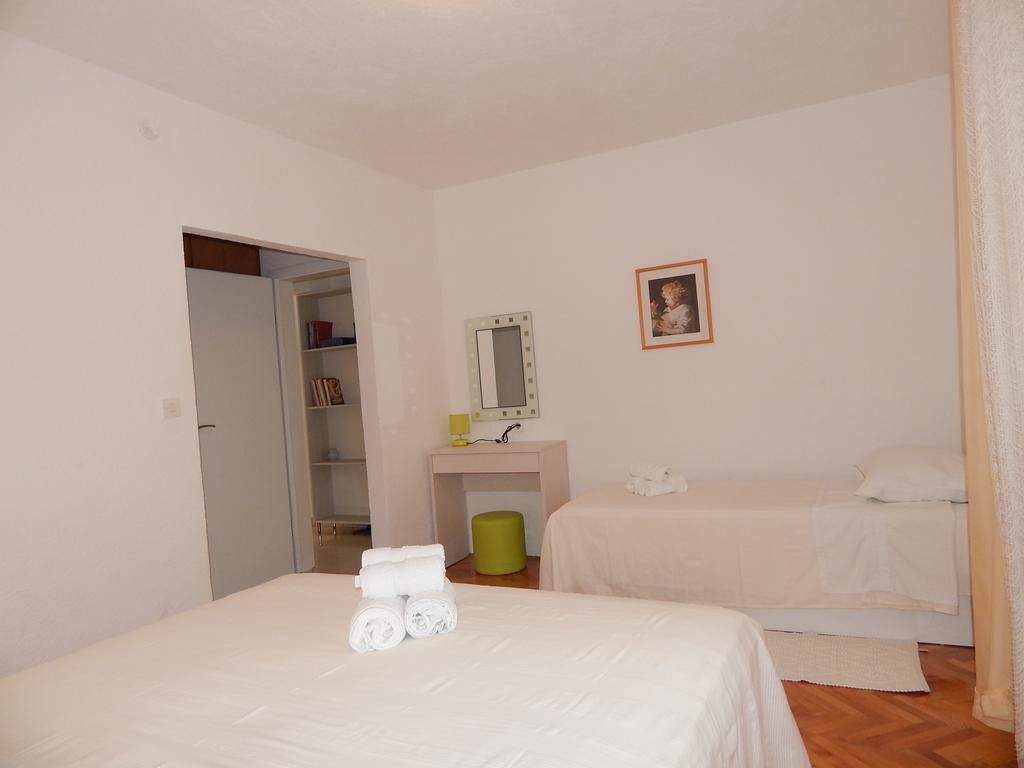 Apartments Nedjeljka Ražanj الغرفة الصورة